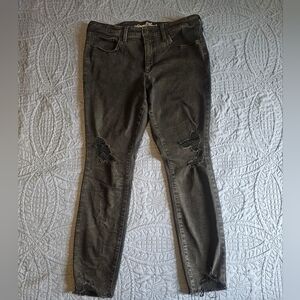 Universal Thread Mid Rise Distressed Black Denim Skinny Jeans Size 12